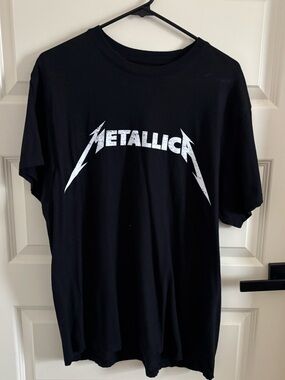 Black Metallica Logo Tee